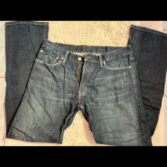Levi’s Jeans - Picture 2 of 3